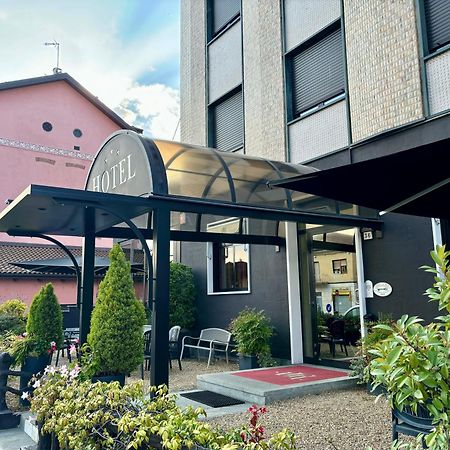 Hotel La Pace San Mauro Torinese Esterno foto