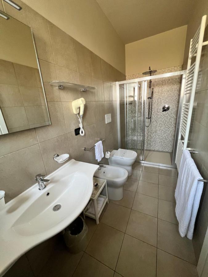 Hotel La Pace San Mauro Torinese Esterno foto