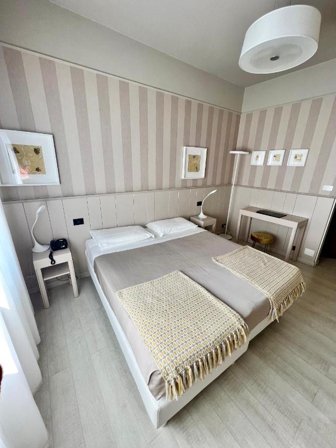 Hotel La Pace San Mauro Torinese Esterno foto