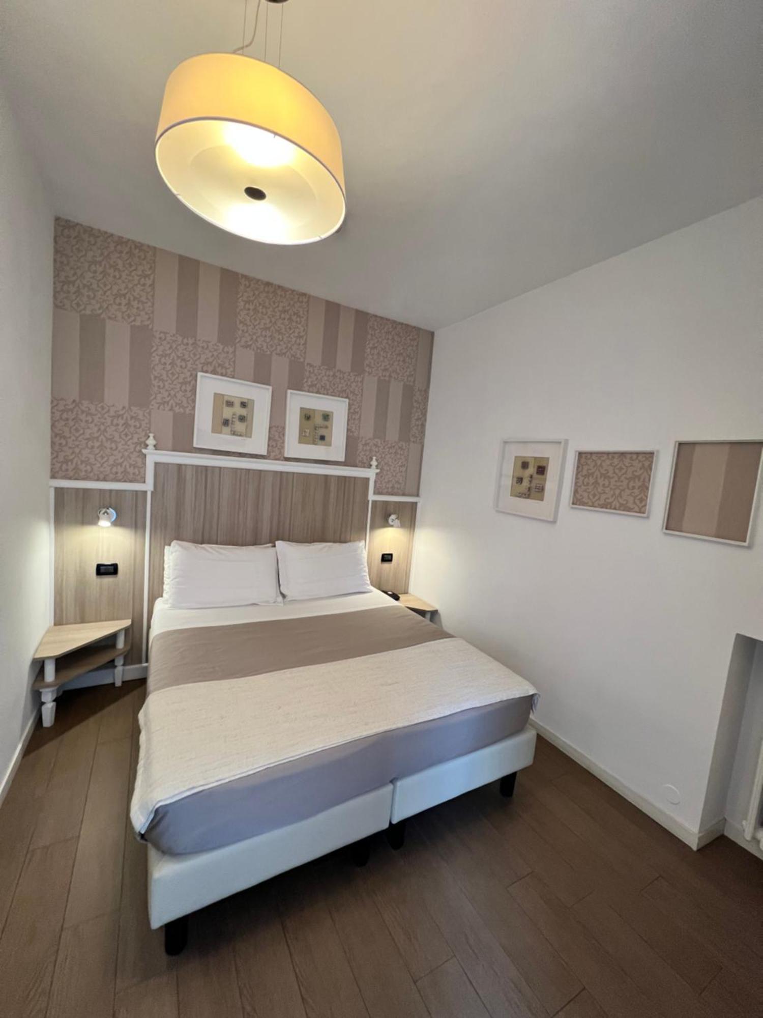 Hotel La Pace San Mauro Torinese Esterno foto