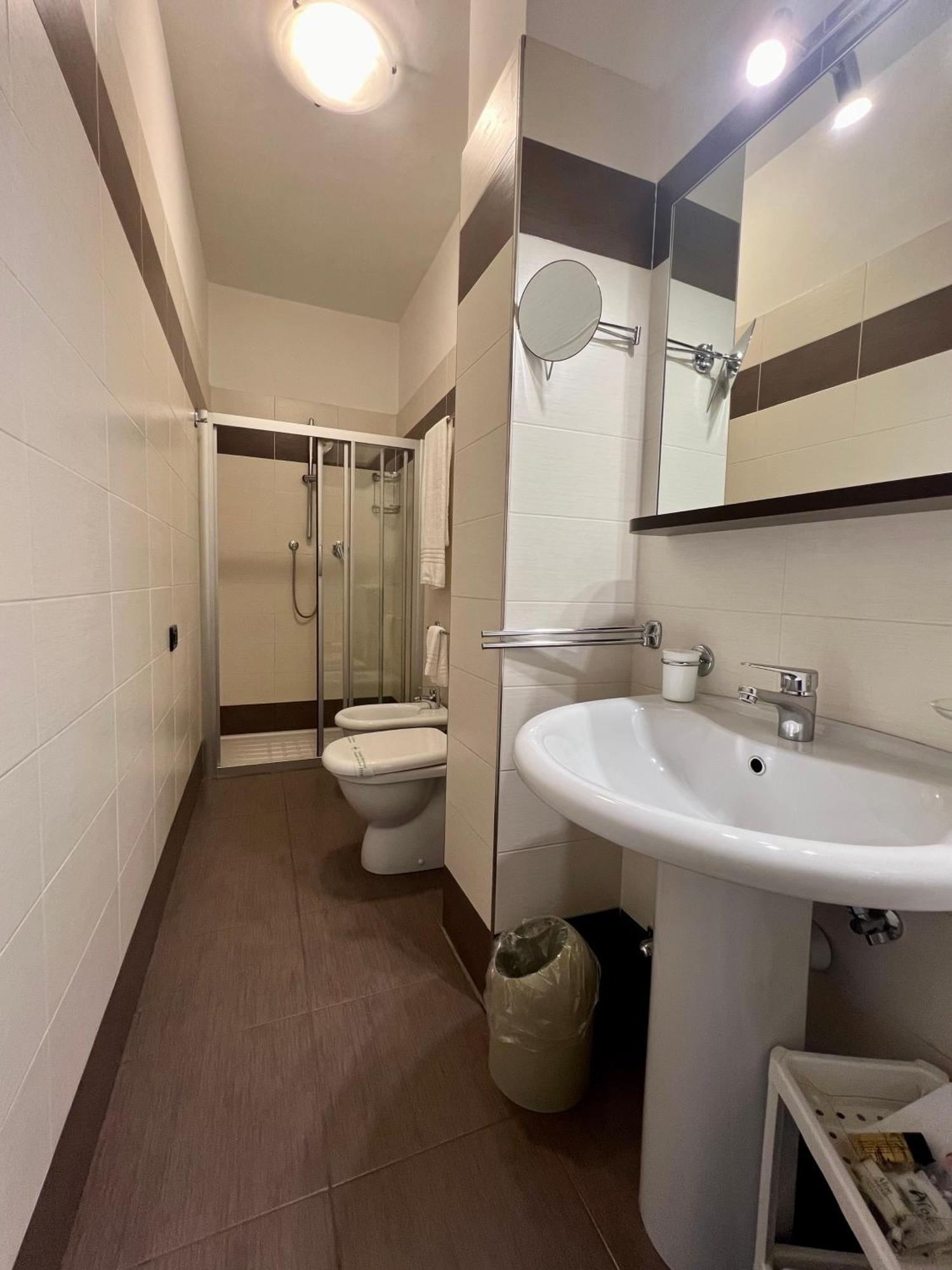 Hotel La Pace San Mauro Torinese Esterno foto