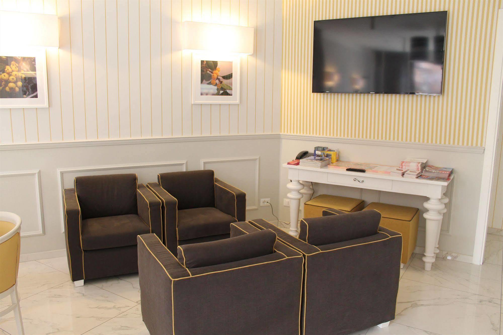 Hotel La Pace San Mauro Torinese Esterno foto