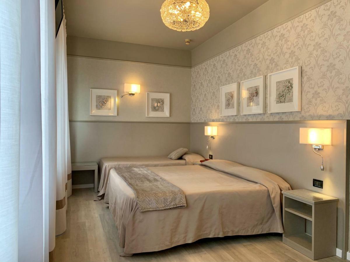 Hotel La Pace San Mauro Torinese Esterno foto